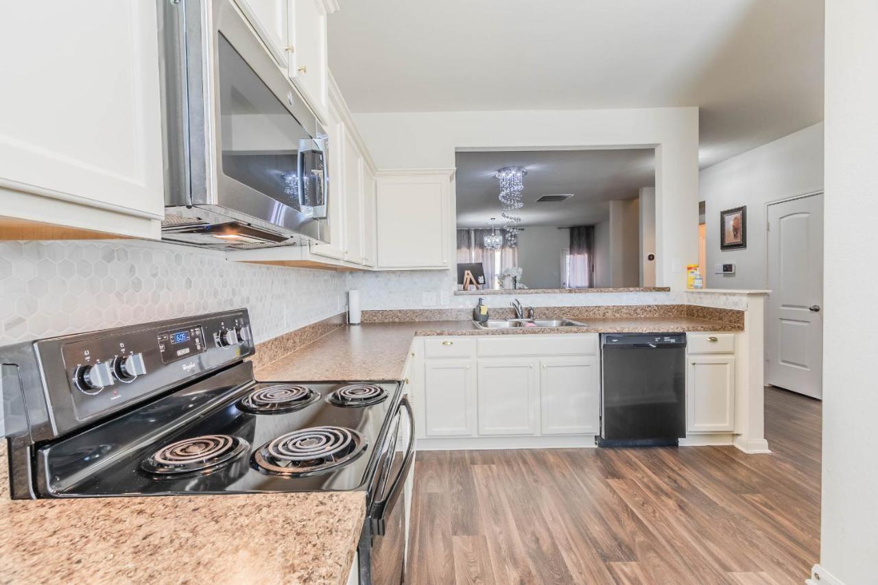 Luxury 5Br Dallas Retreat With Business Amenities - Perfect For Business Travelers, Families & Groups Esterno foto