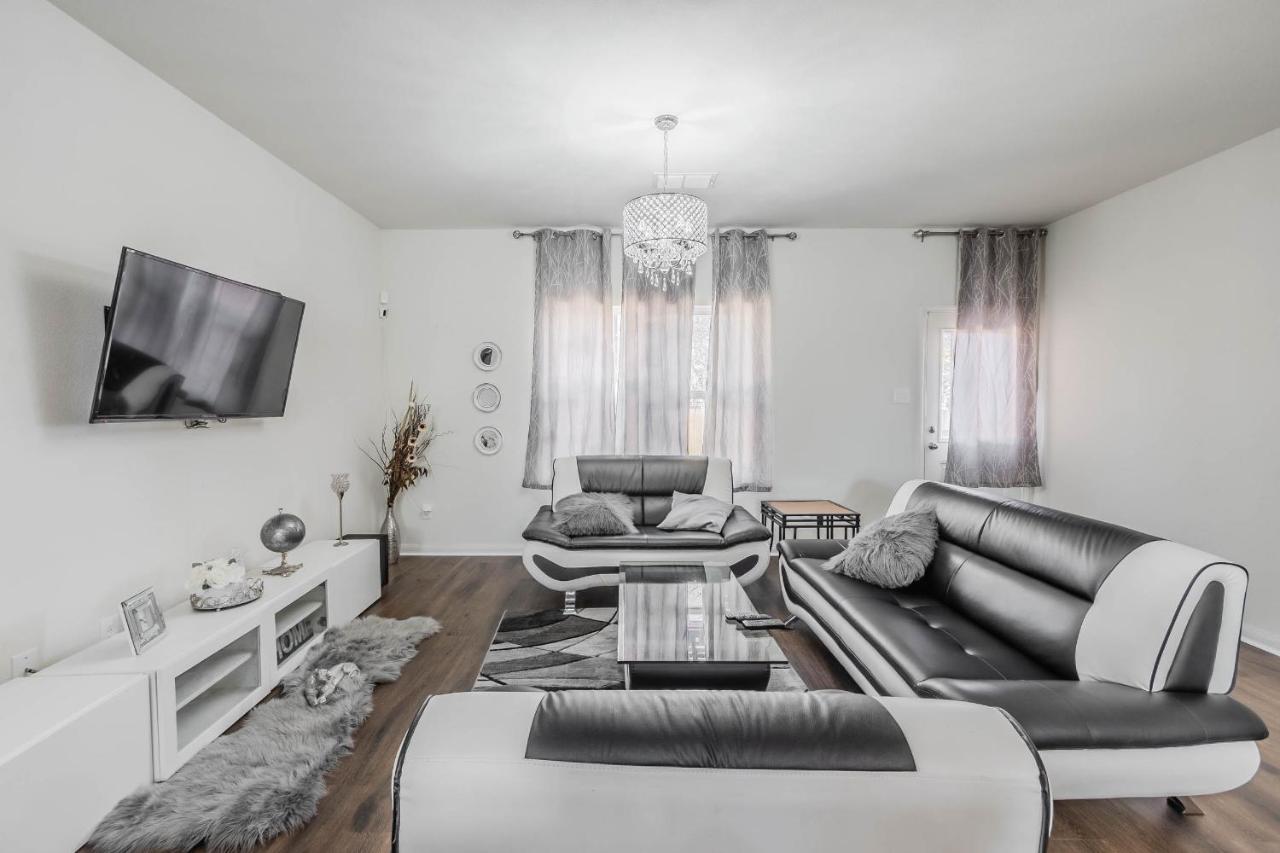 Luxury 5Br Dallas Retreat With Business Amenities - Perfect For Business Travelers, Families & Groups Esterno foto