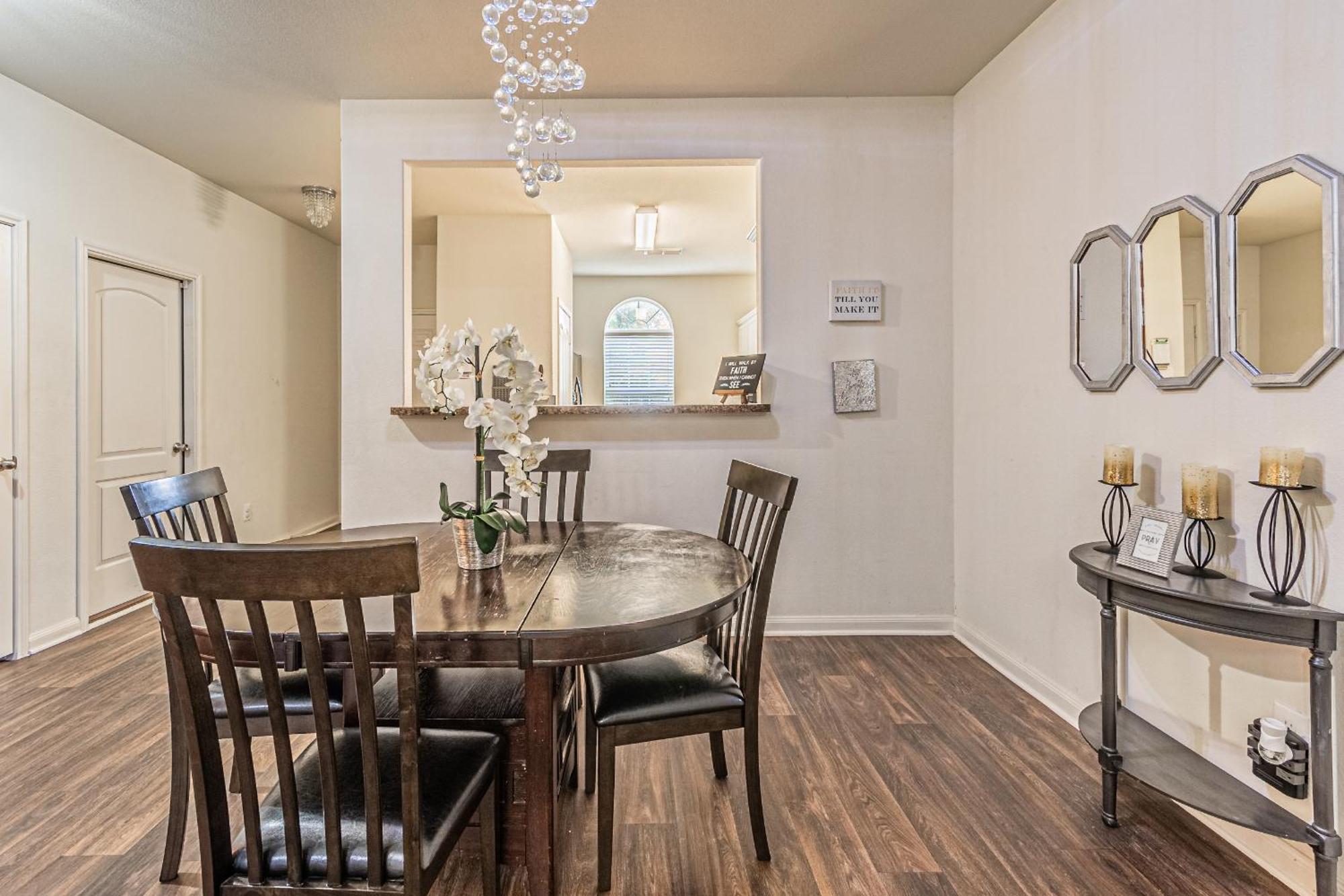 Luxury 5Br Dallas Retreat With Business Amenities - Perfect For Business Travelers, Families & Groups Esterno foto
