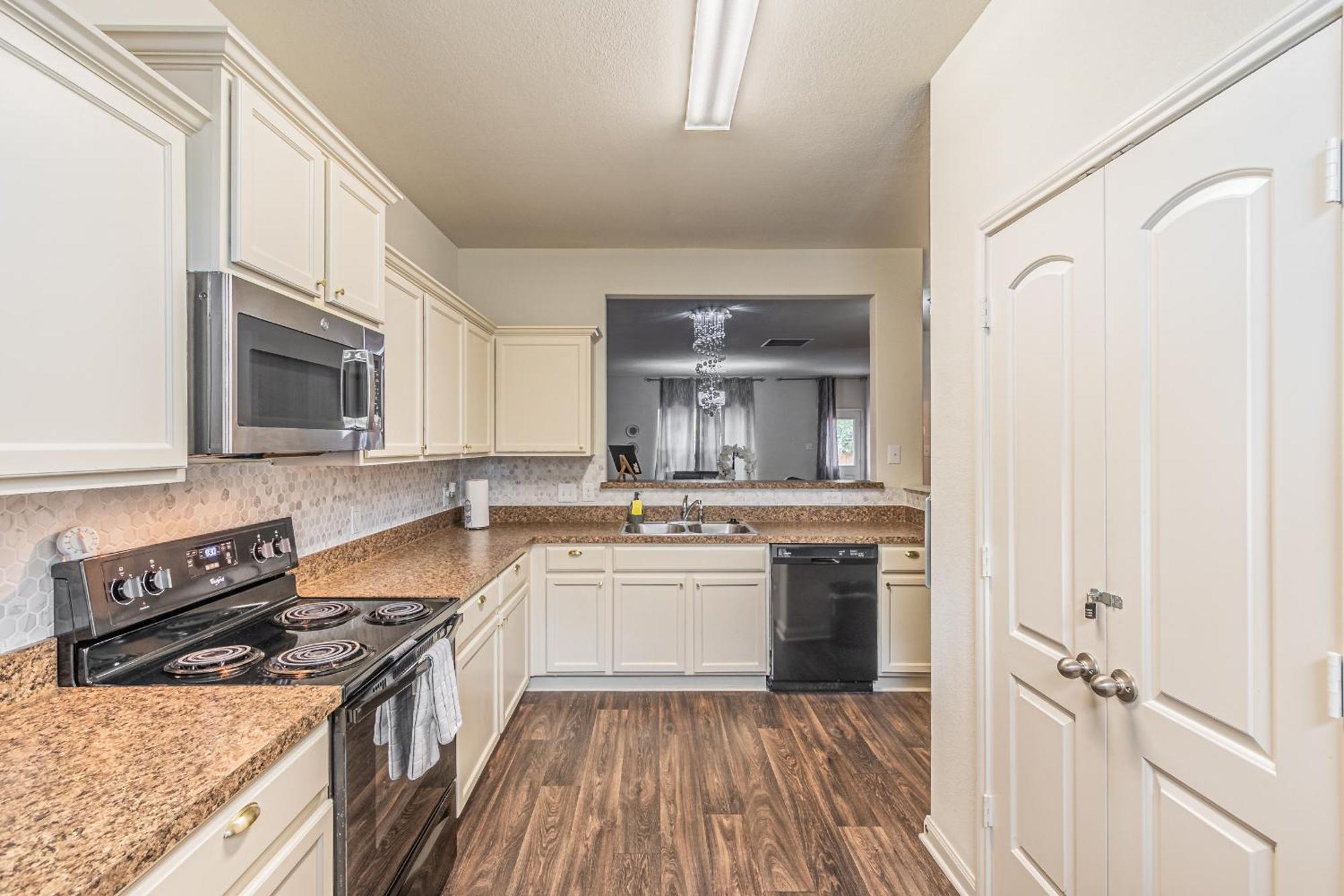 Luxury 5Br Dallas Retreat With Business Amenities - Perfect For Business Travelers, Families & Groups Esterno foto
