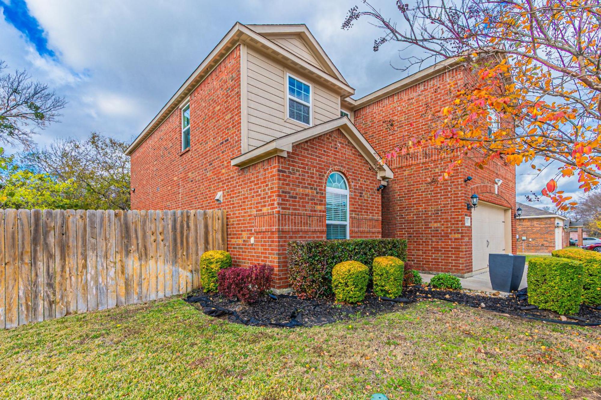 Luxury 5Br Dallas Retreat With Business Amenities - Perfect For Business Travelers, Families & Groups Esterno foto