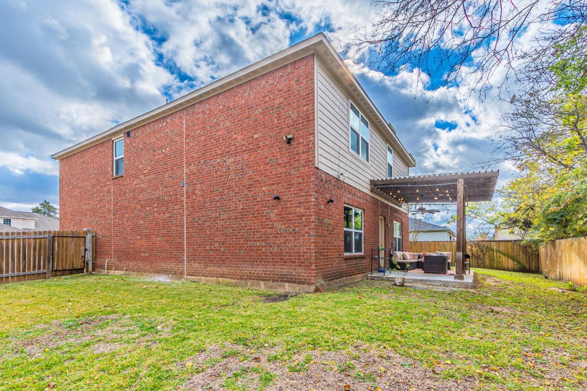 Luxury 5Br Dallas Retreat With Business Amenities - Perfect For Business Travelers, Families & Groups Esterno foto