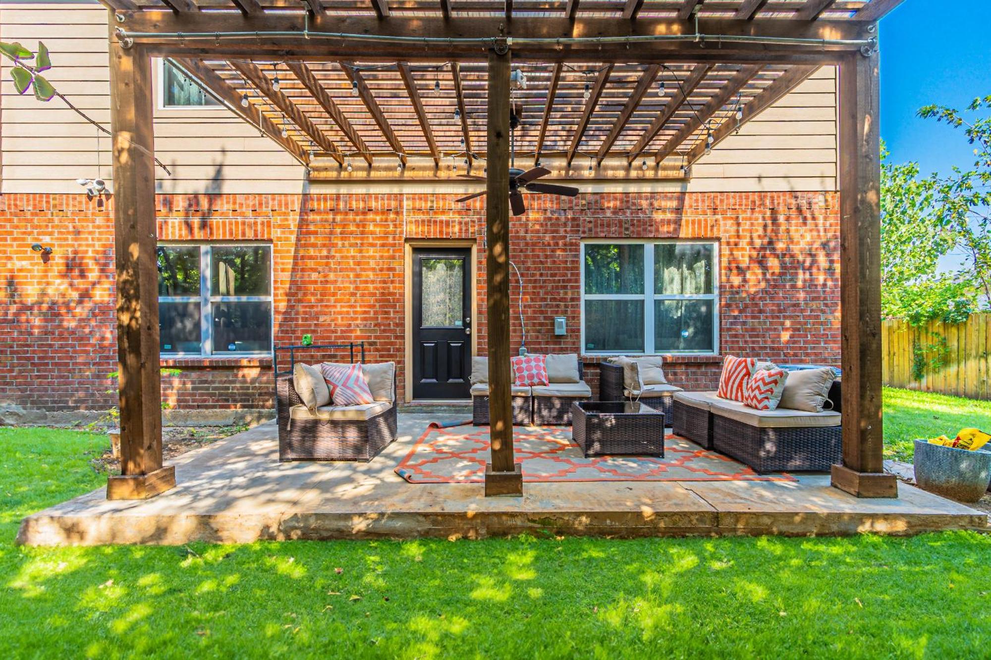 Luxury 5Br Dallas Retreat With Business Amenities - Perfect For Business Travelers, Families & Groups Esterno foto